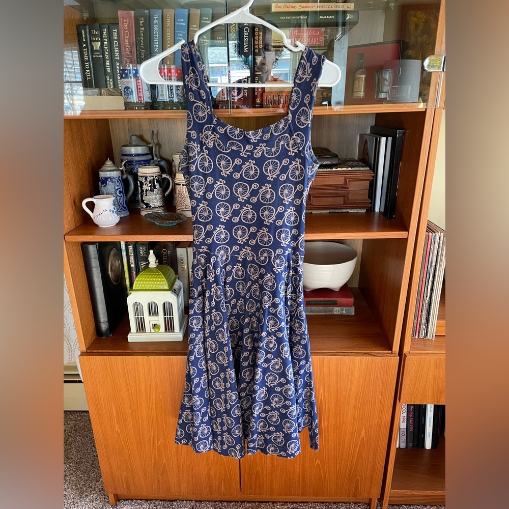 Adorable patterned women’s dress